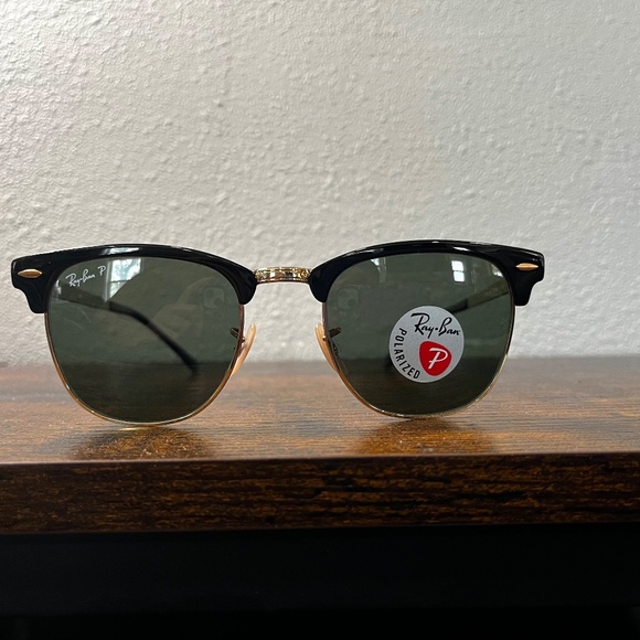 Ray-Ban Clubmaster Metal polarized sunglasses (RB3716). Black frame/green lenses - Picture 3 of 10